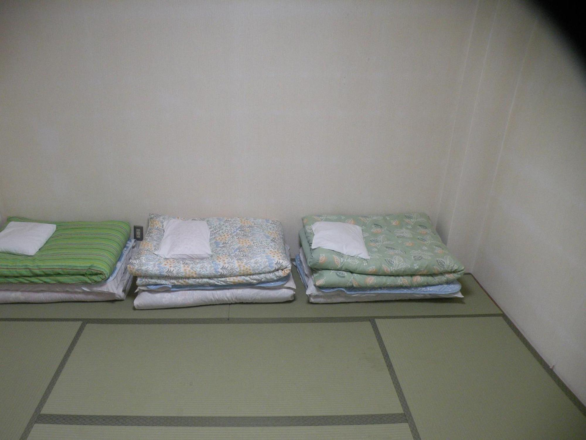 Business Hotel Minshuku Minato Tokushima Buitenkant foto